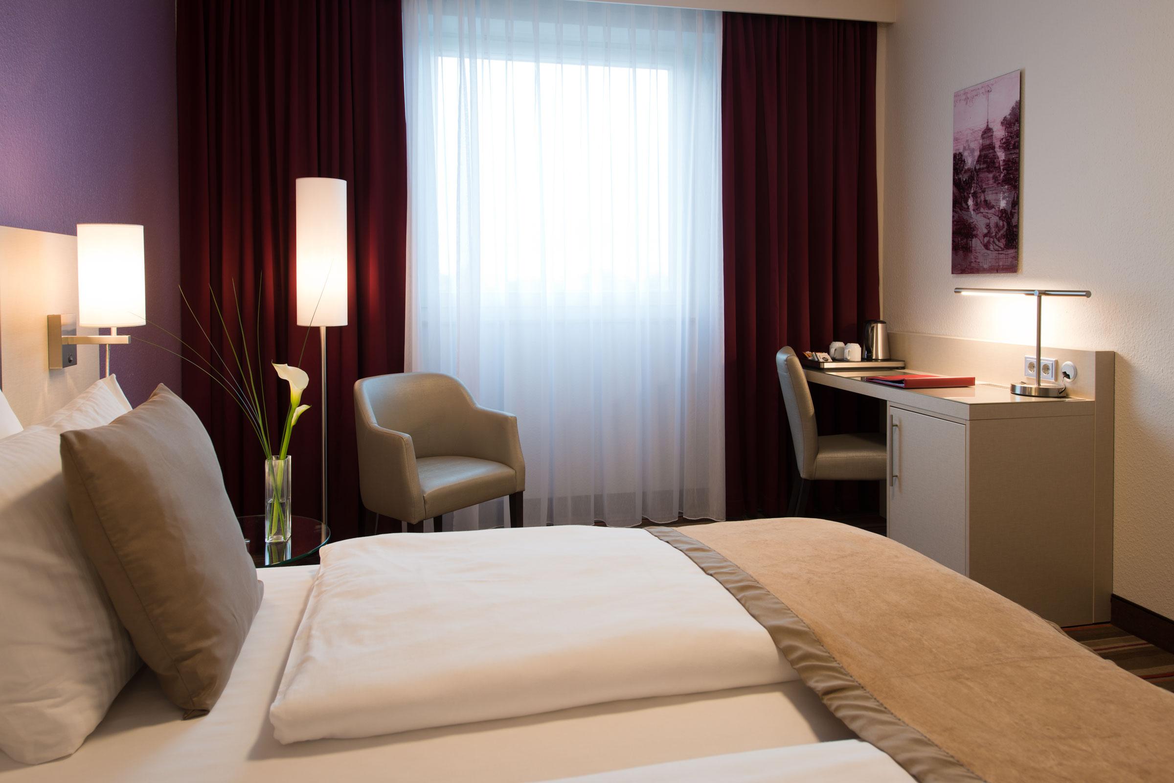 Leonardo Hotel Koeln Екстериор снимка
