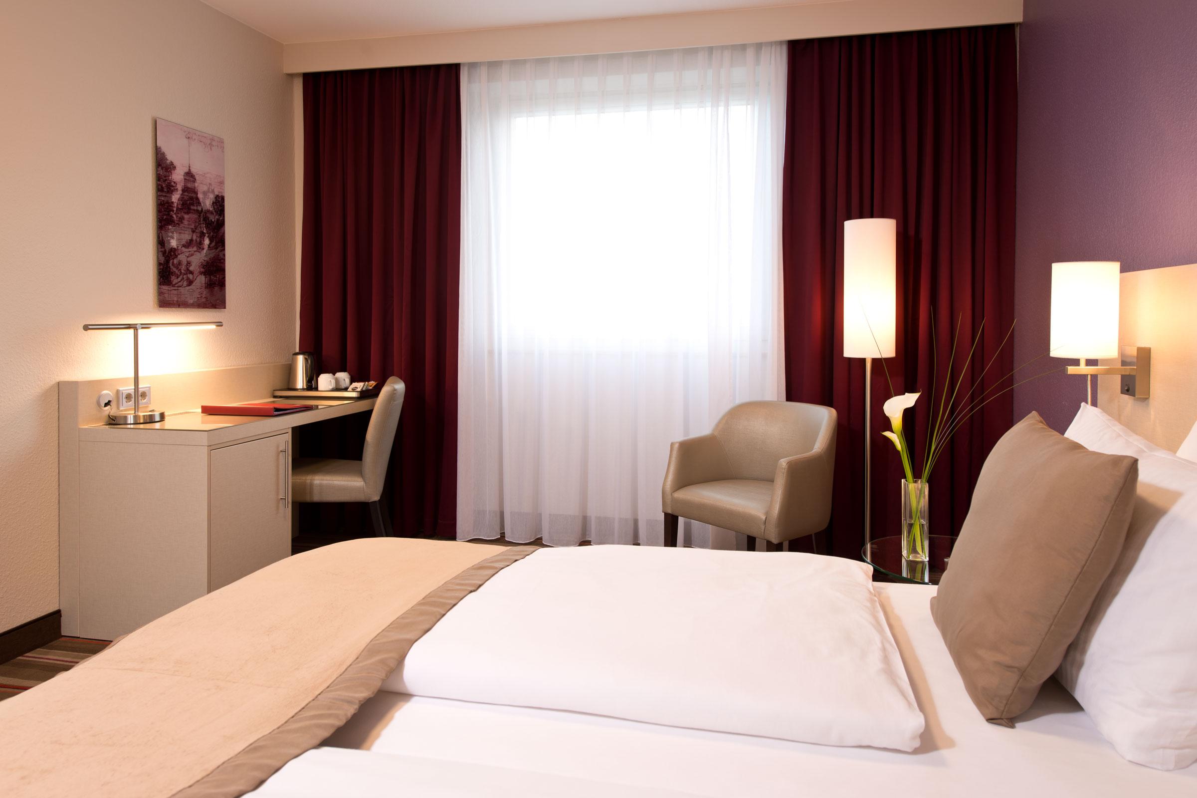 Leonardo Hotel Koeln Екстериор снимка