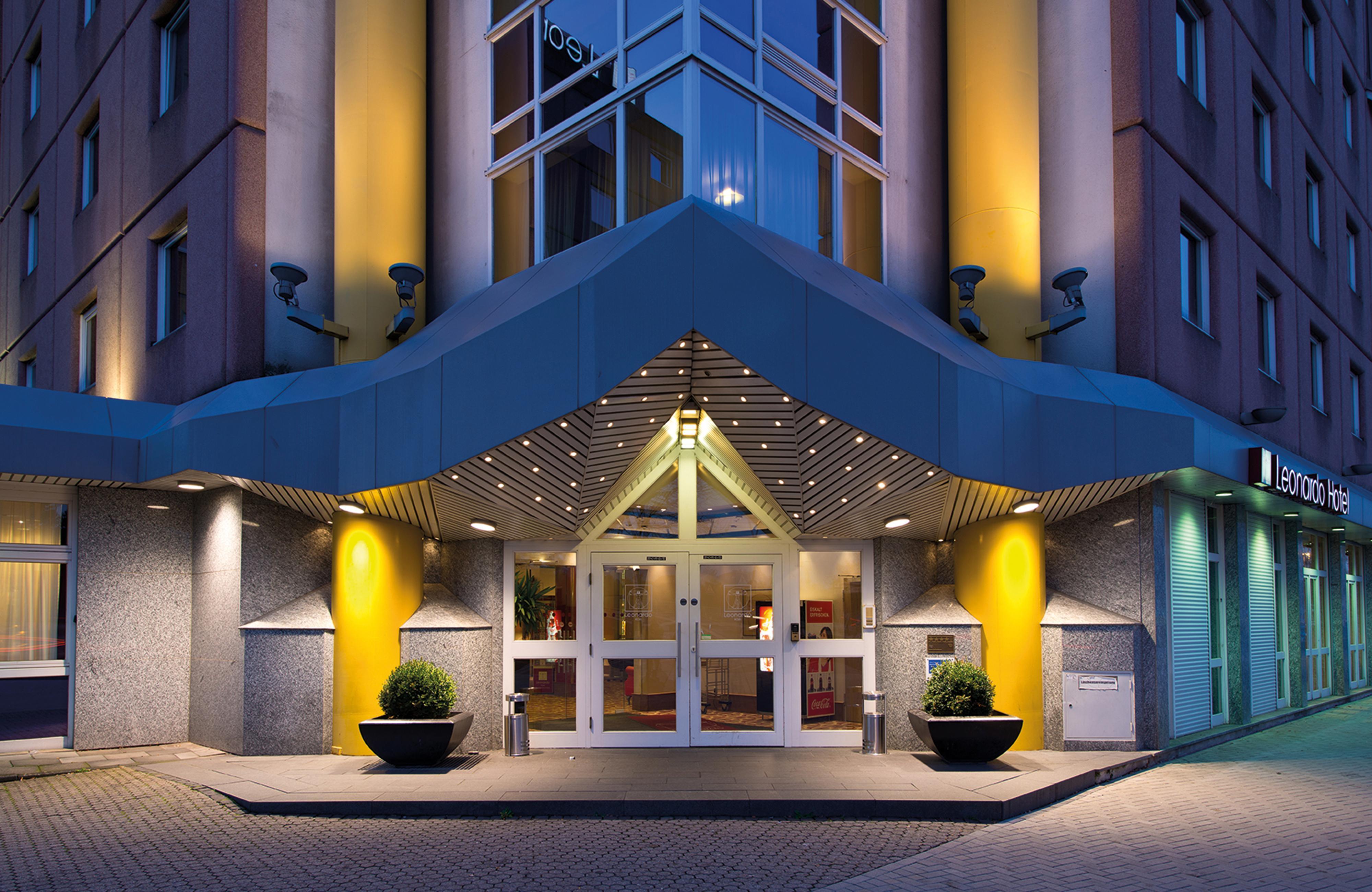 Leonardo Hotel Koeln Екстериор снимка