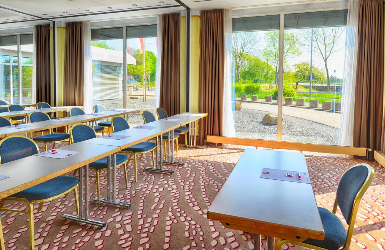 Leonardo Hotel Koeln Екстериор снимка