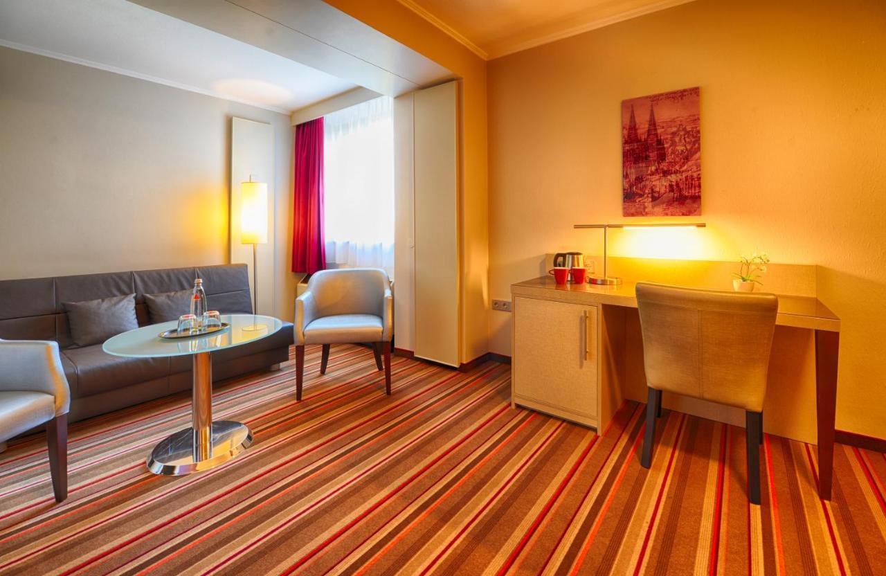 Leonardo Hotel Koeln Екстериор снимка