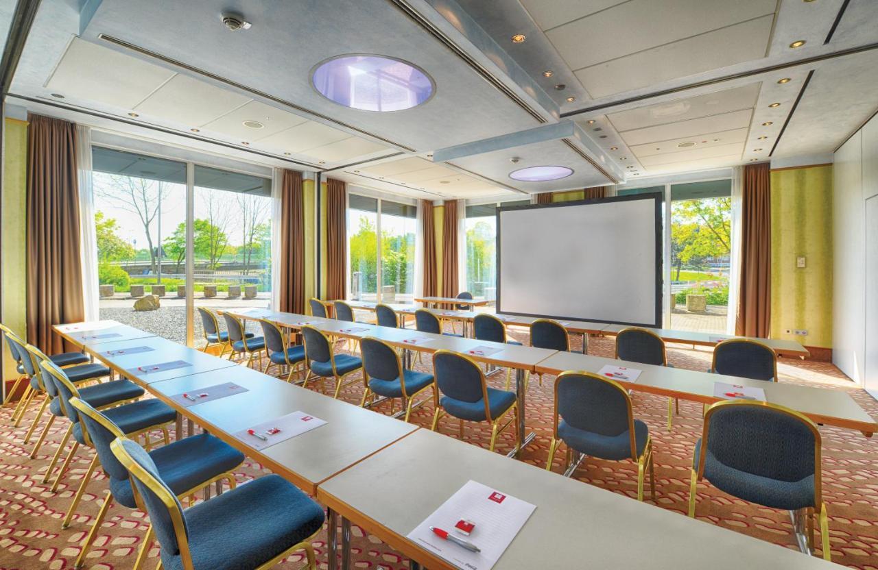 Leonardo Hotel Koeln Екстериор снимка