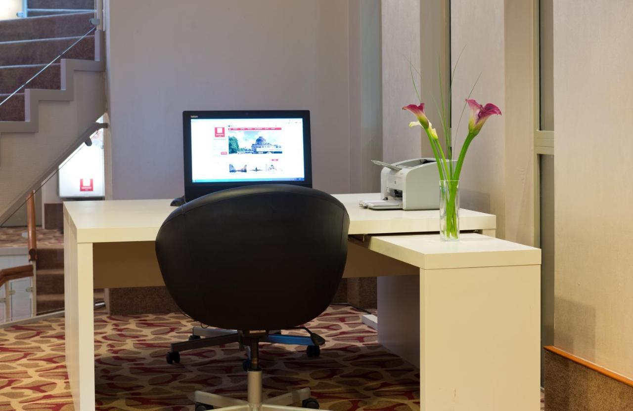 Leonardo Hotel Koeln Екстериор снимка