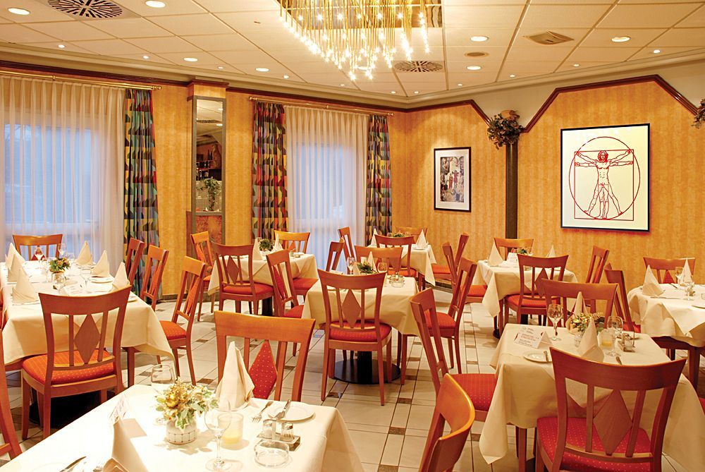 Leonardo Hotel Koeln Екстериор снимка