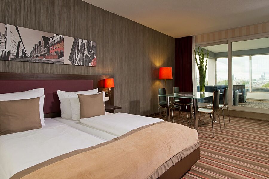 Leonardo Hotel Koeln Екстериор снимка